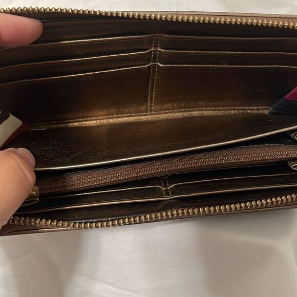 Coach Signature Brown Accordion Wallet with Satin Stripes in the interior - Picture 7 of 16